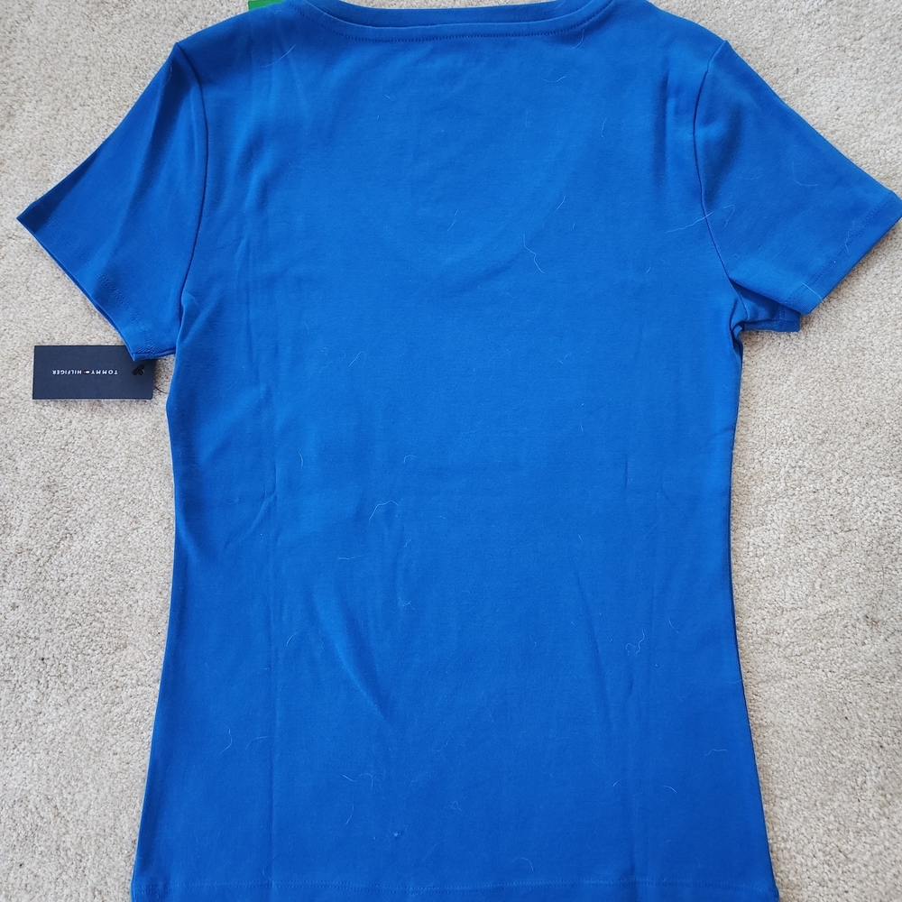 Tommy Hilfiger Women's V-Neck Tshirt in Royal Blue - Picture 3 of 5